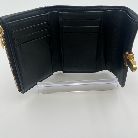 Louis Vuitton Monogram Wallet Vernis Cherry Wood Noir- LIKE NEW! - Picture 2 of 7